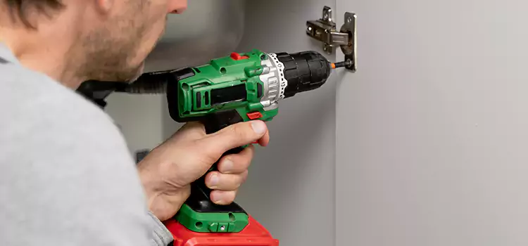 Commercial Door Hinge Repair Calexico